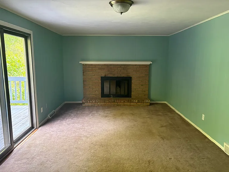 5250 Longridge Rd — Photo 2