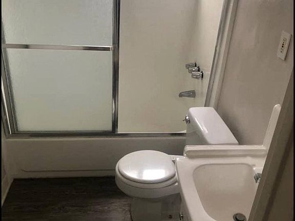 5th image of 2510 Anchovy Ave #6