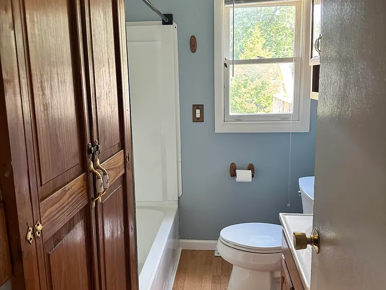 28 Forest St — Photo 10