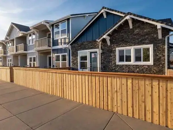 18649 Village Center Dr, Reno, NV 89508