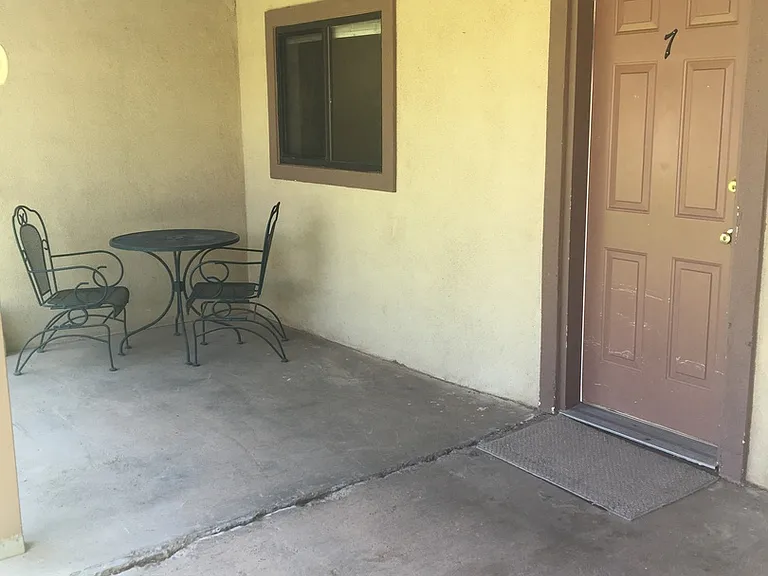 1121 Central Ave — Photo 1