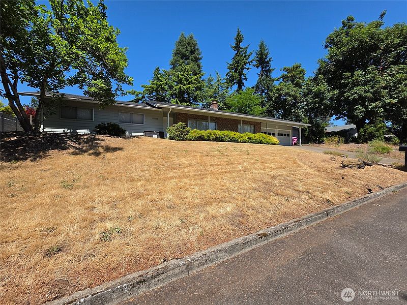 3rd image of 10016 SE 11th Street