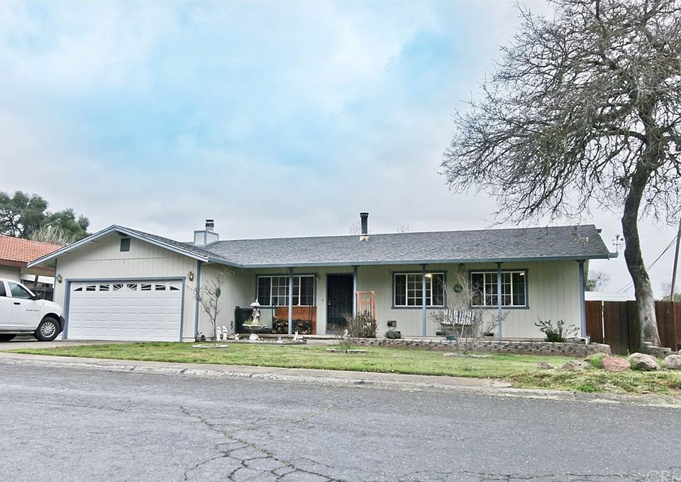 1st image of 5516 Oak Ridge Dr