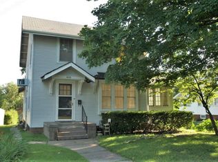1606 E High St, Davenport, IA