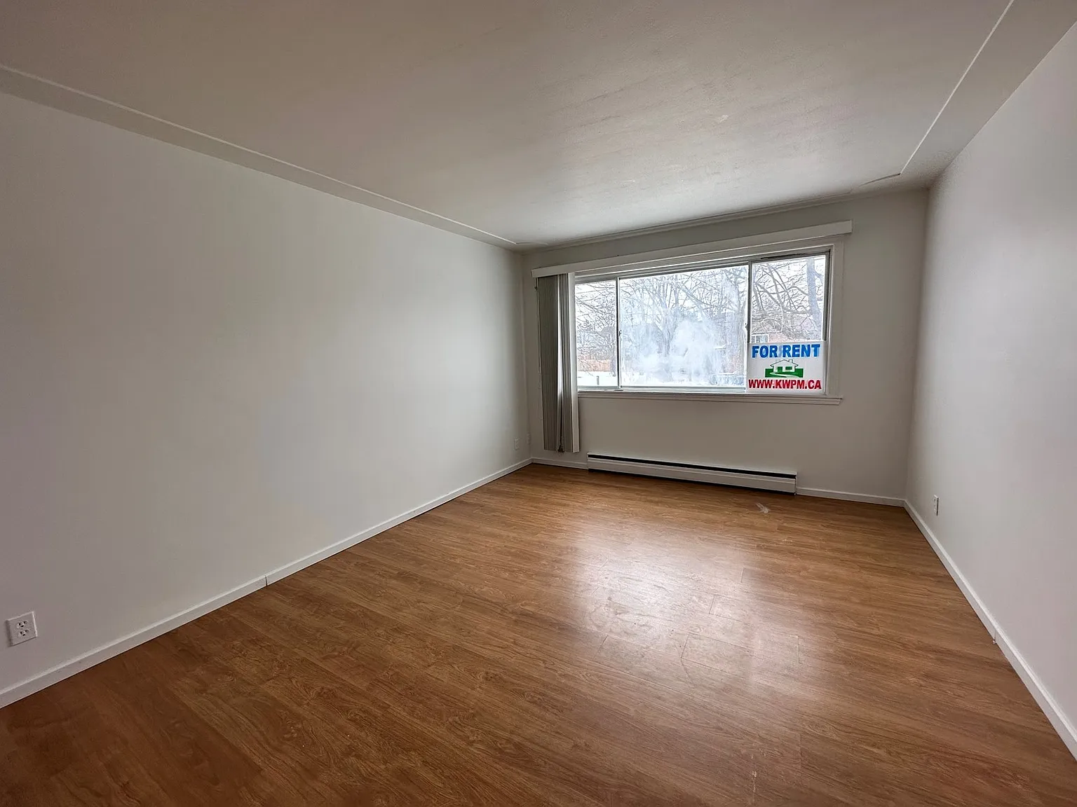 120 Clive Road Kitchener — Photo 3