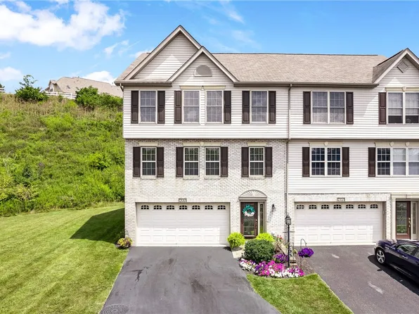 613 Hilton Cir, Oakdale, PA 15071