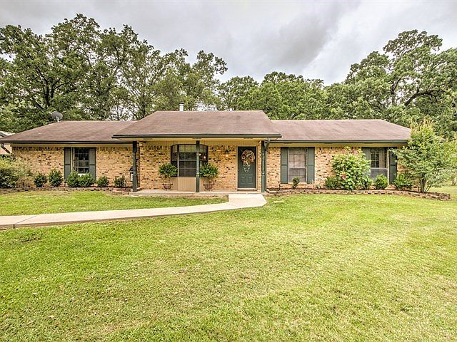 1st image of 107 Lancewood Cir