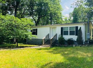 3202 Oswego Rd, Crossville, TN 38572