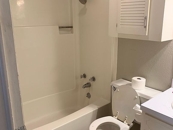 2nd image of 105 Strasbourg Dr