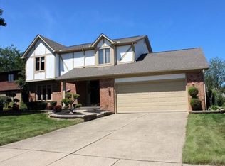 6185 Seneca Ct, Grove City, OH 43123