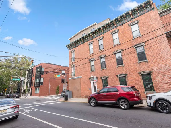 69 Franklin Street image 15 of 16