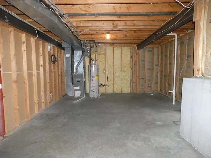 11407 N Bristol Ave — Photo 29