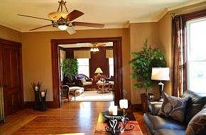 Pocket Drs Open to Family Room