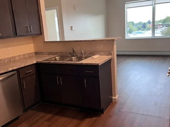 20 Congress St #407, Saint Albans, VT 05478