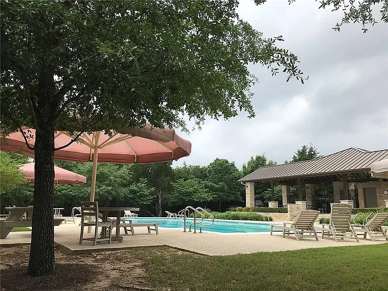 7301 Bandera Ranch Trl #A — Photo 34