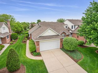 2024 Prairie Ln, Woodridge, IL 60517
