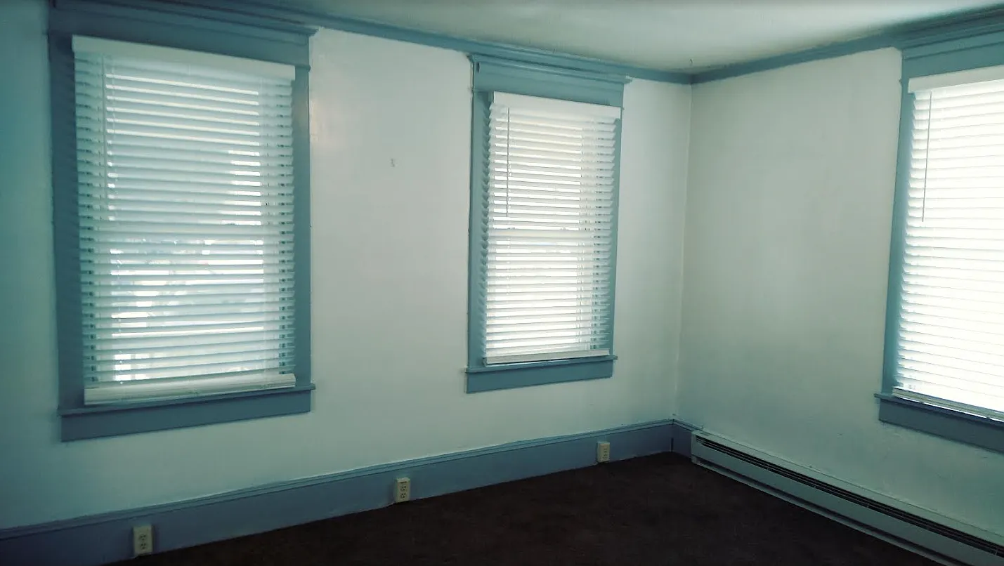 Studio, 225 sqft, $695 — Photo 3