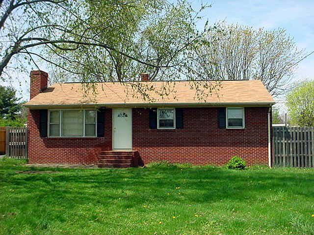 11906 Dogwood Ave.