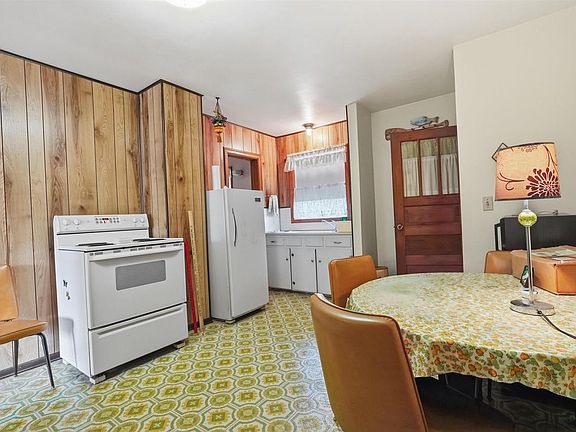 2nd image of 710 E SOUTH STREET