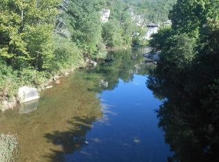 000 Boswell Rd, Calico Rock, AR 72519