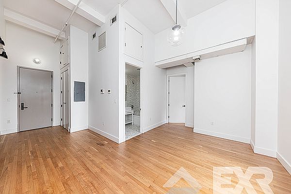 1st image of 180 Bainbridge St #280