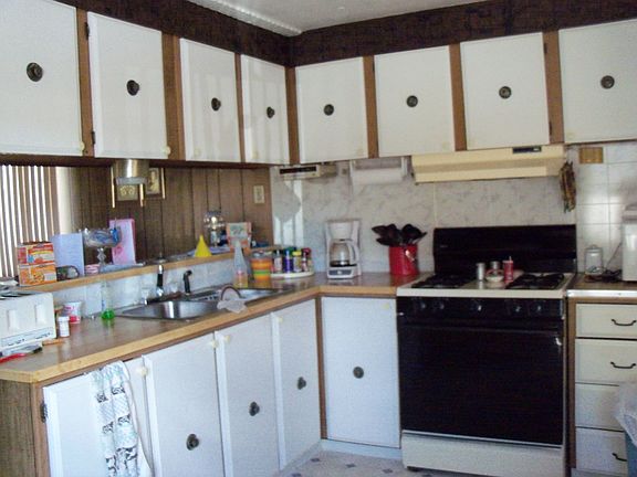 Kitchen cabinets