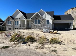 1366 Shelby Ln, Helper, UT 84526