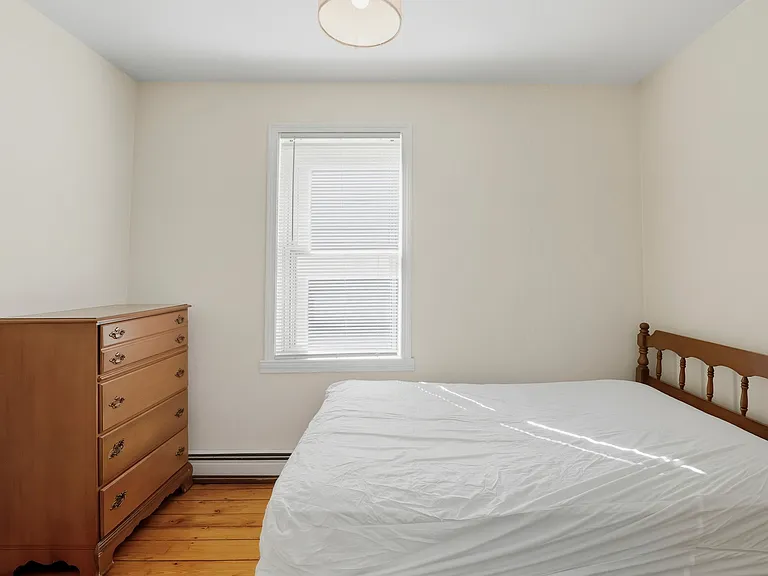 57 Preston St #1R — Photo 9
