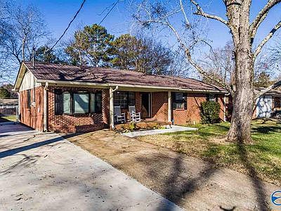 4th image of 5024 Paden Dr NW