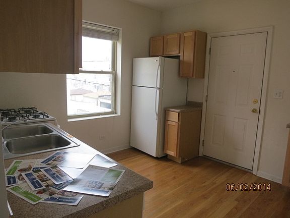 5th image of 4711 N Lawndale Ave APT 2E
