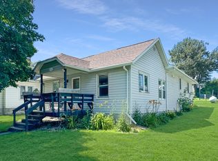 220 4th St, Balaton, MN 56115
