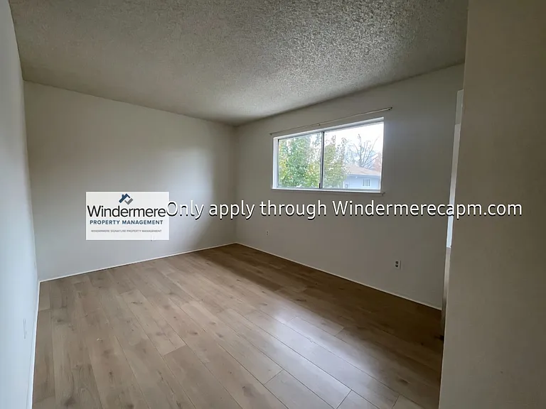 5600 Walerga Rd #4 — Photo 13