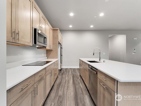5th image of 6170 Windlass Avenue SE #18
