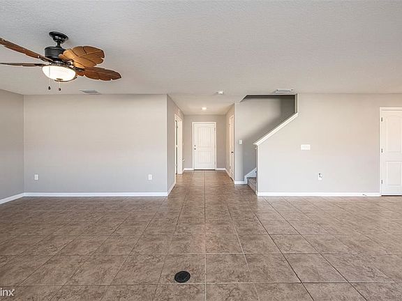 5th image of 10552 Laguna Plains Dr