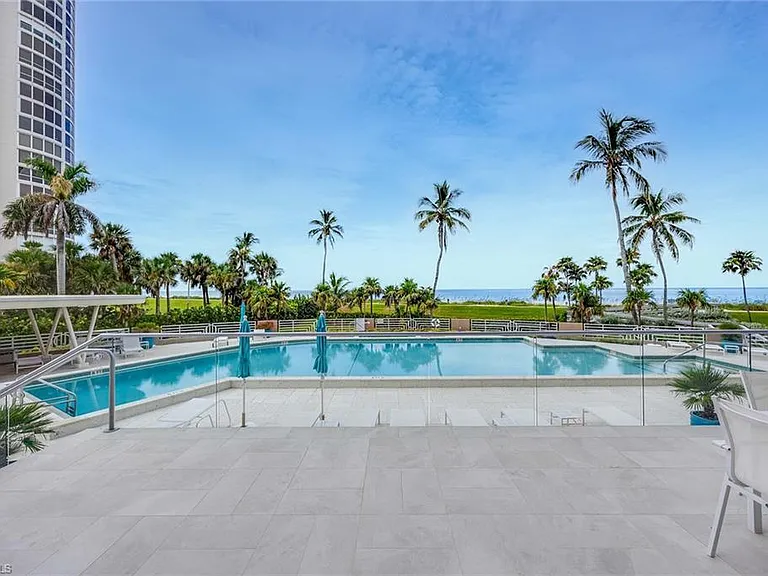 4651 Gulf Shore Blvd N #1106 — Photo 8