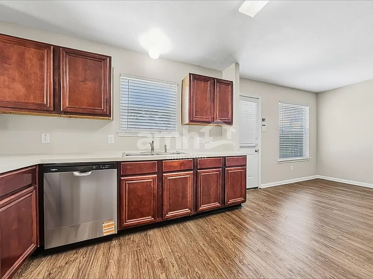 19342 Little Pine Ln — Photo 4