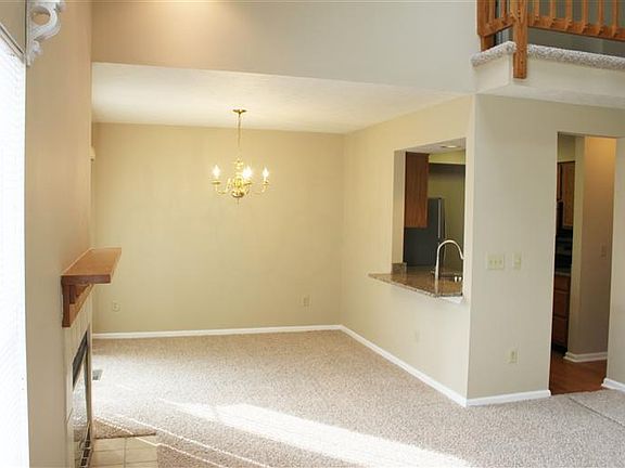 3rd image of 6824 Cedar Cove Dr