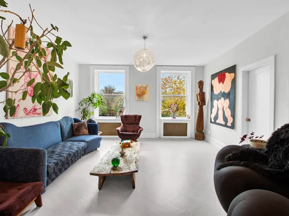 307 East 10th Street image 1 of 10