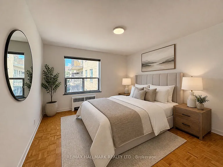 30 Upper Canada Dr #301 — Photo 9