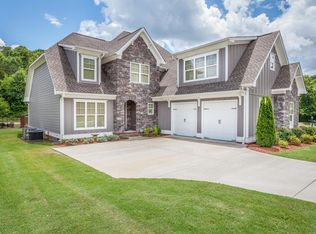 10628 Barrow Ln, Apison, TN 37302