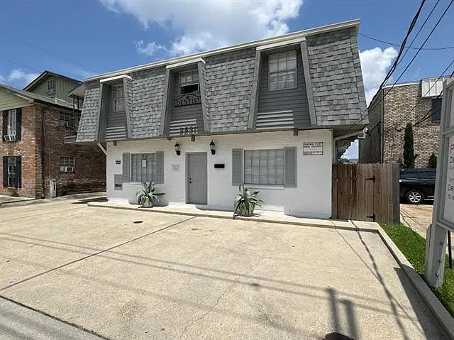 Building Photo - 3531 Ridgelake Dr #3