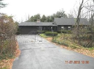 726 Monson Rd, Wilbraham, MA 01095