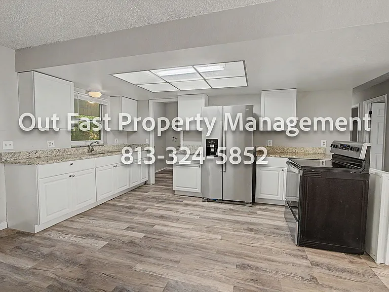 1275 Sylvia Ave — Photo 25