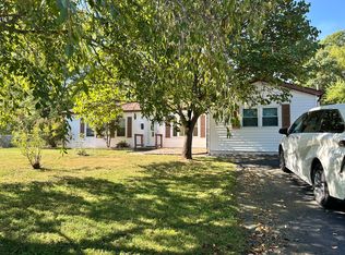 402 E Chester Dr #1, Ellettsville, IN 47429