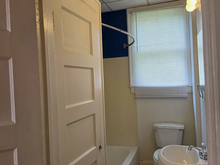 640 Day Ave SW #1 — Photo 8