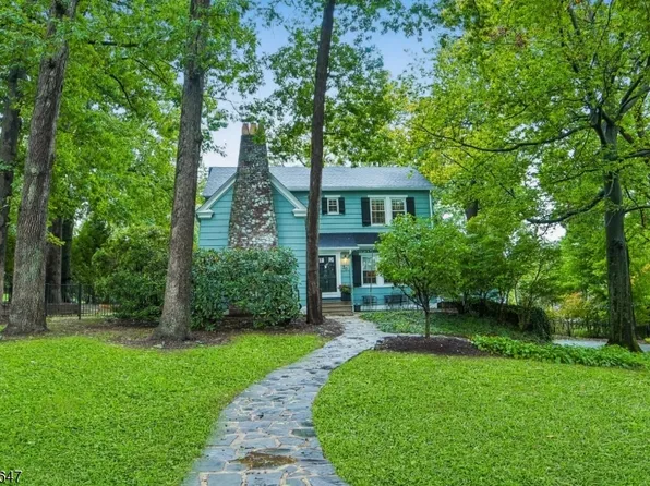 30 Myrtle Ave, Summit City, NJ 07901