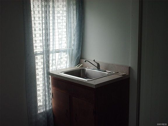2nd image of 54 South St