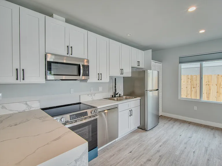 7898 Sale Ave — Photo 7