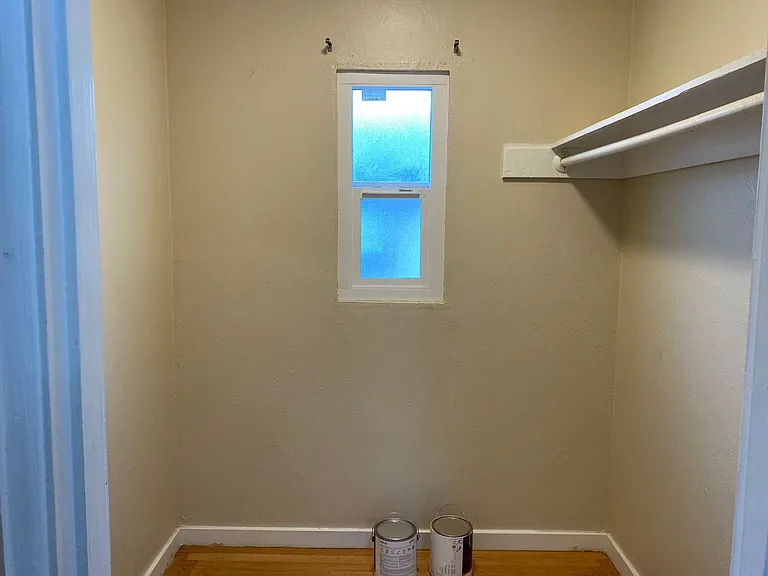 619 Poirier St — Photo 21