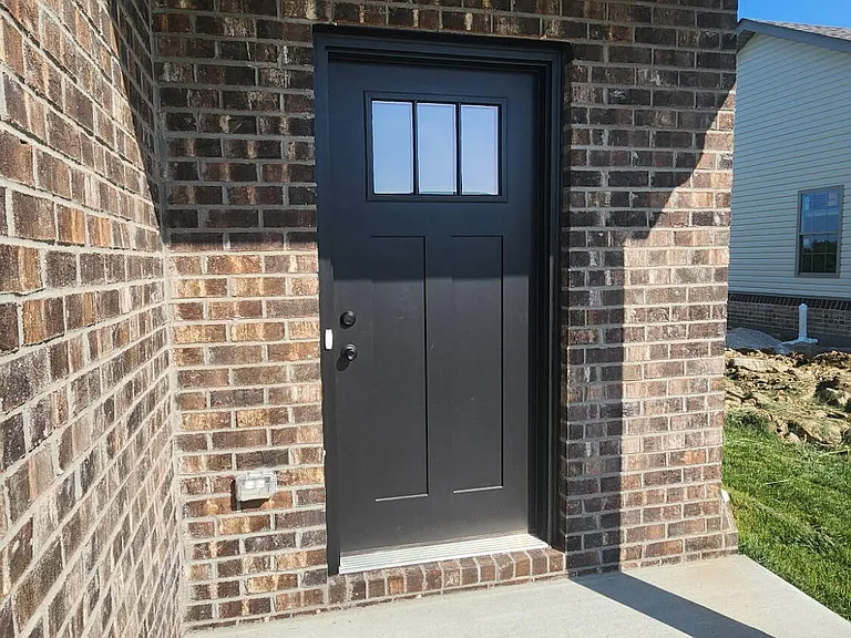 929 Olympic Ct — Photo 4